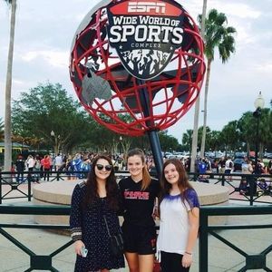 Meet your Posher, Dana